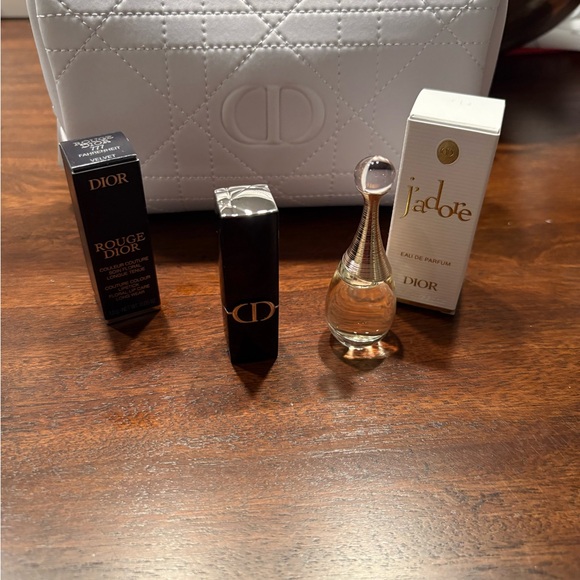 Dior Cosmetics & Accessory Bag with J’Adore & Rouge Dior Lipstick NWT - Picture 7 of 7